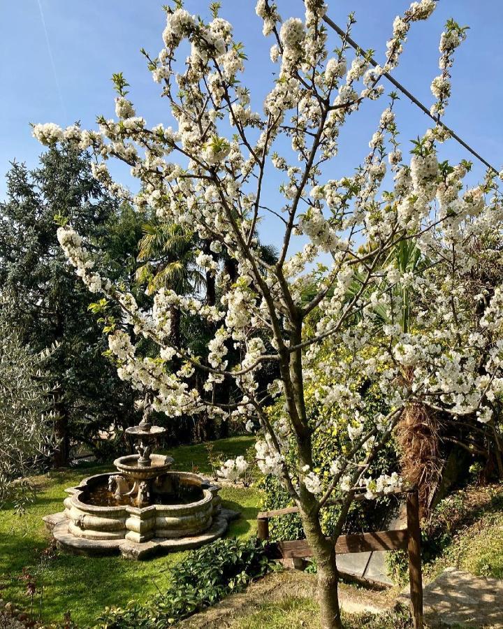 Torre De Salis Bed & Breakfast Gussago Dış mekan fotoğraf