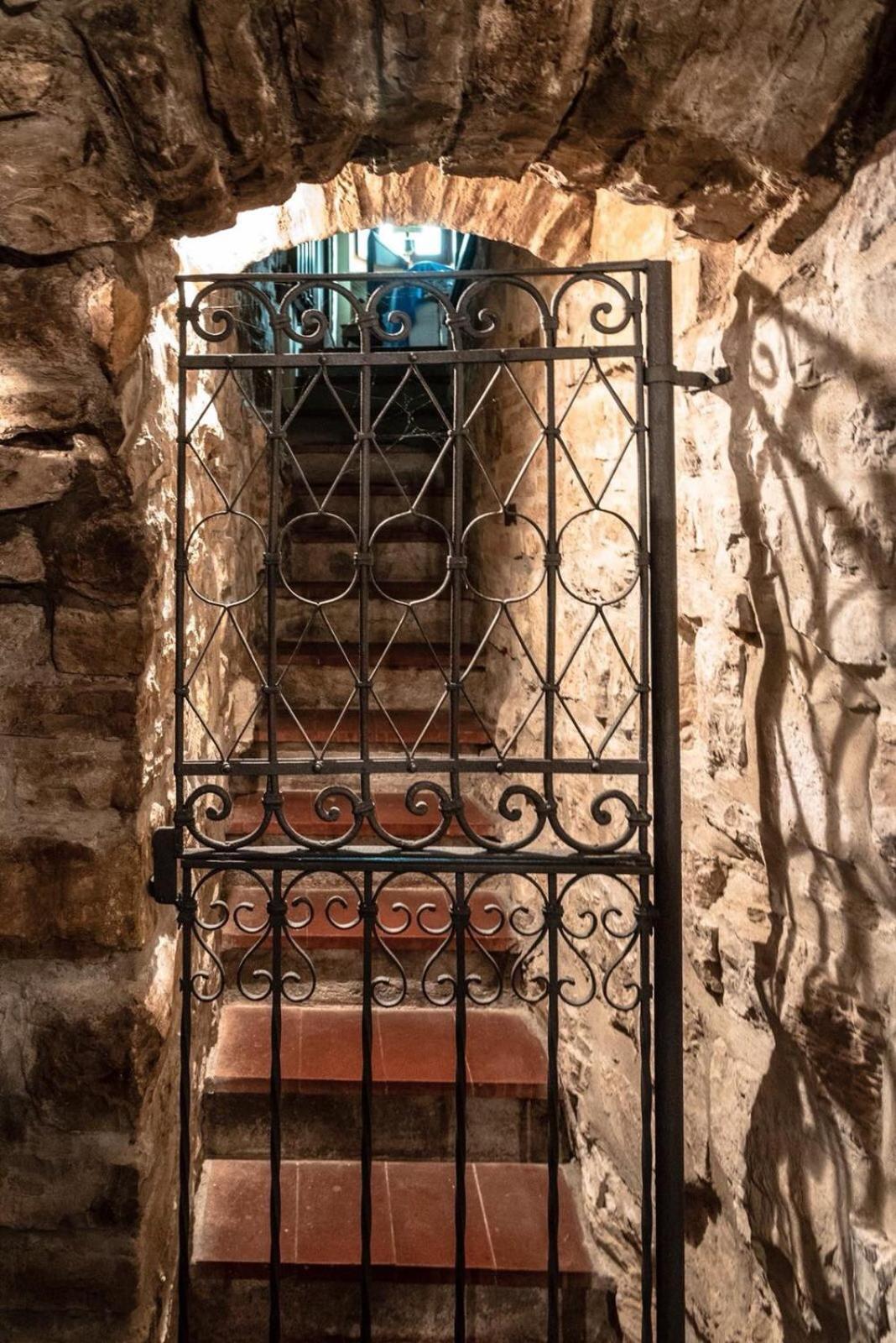 Torre De Salis Bed & Breakfast Gussago Dış mekan fotoğraf